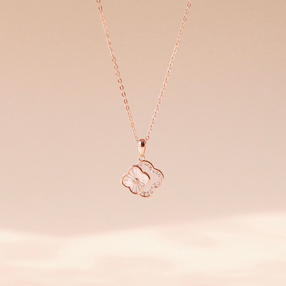 ELOREVA 18K Rose Gold Plated Clover Necklace – 925 Sterling Silver