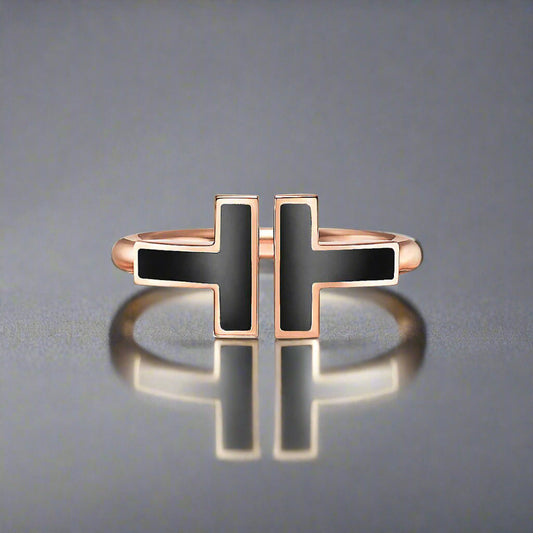 18K Celestial T Black Onyx Wire Ring