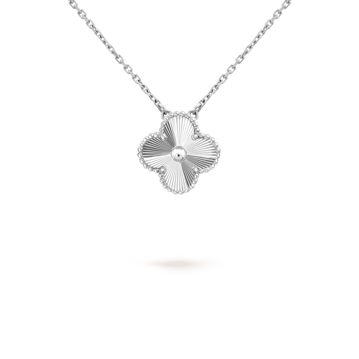 18K Vintage Alhambra Pendant Necklace