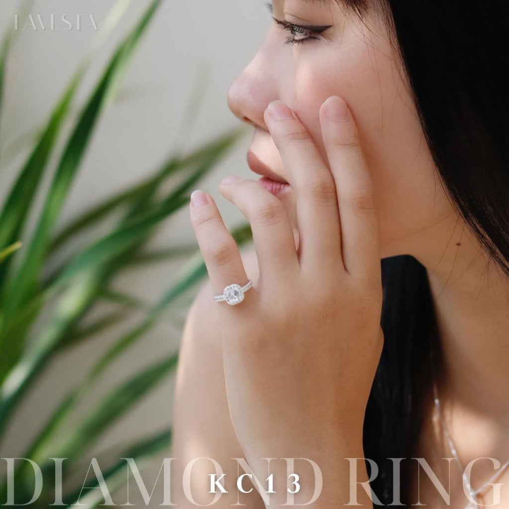 ELOREVA 5mm Square Moissanite Ring GRA ELVDA13 – Platinum Plated 925 Sterling Silver