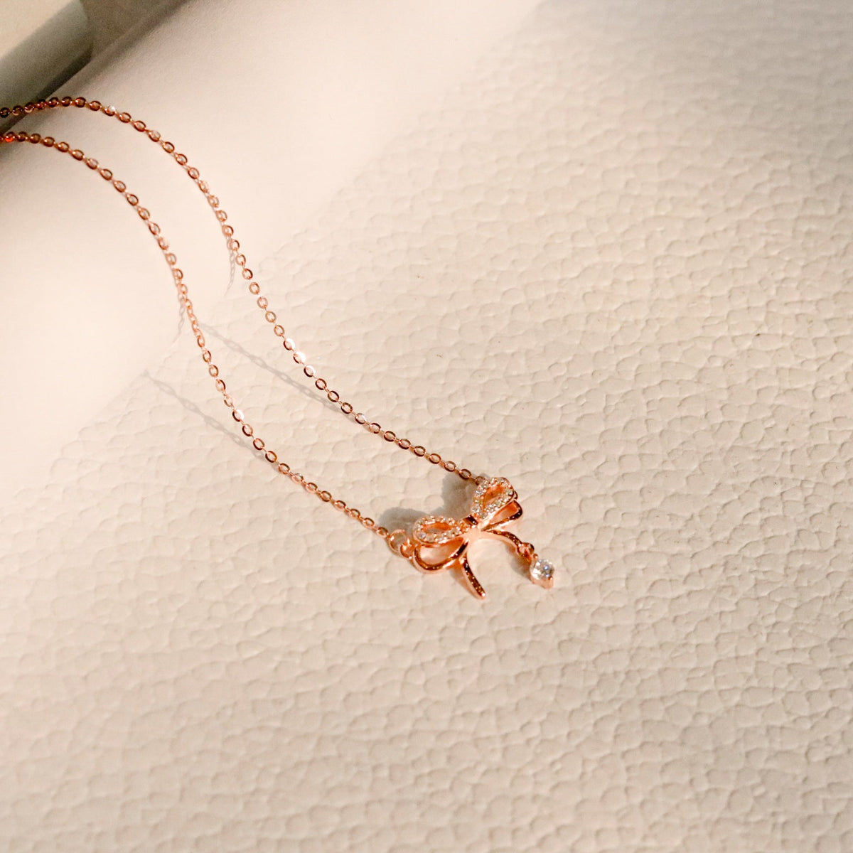 ELOREVA Tiny Bow Ahri Necklace – 18K Rose Gold & Platinum Plated 925 Sterling Silver