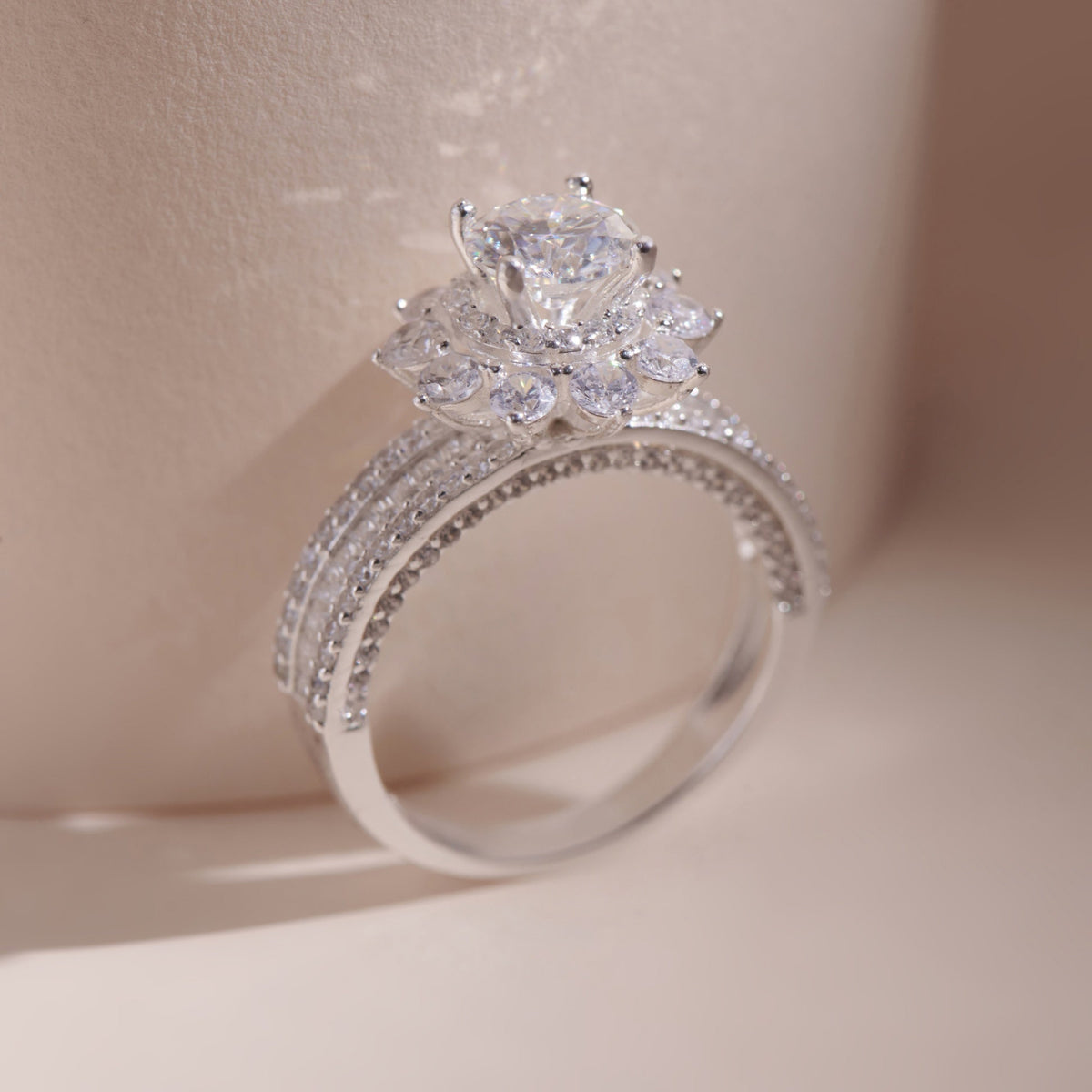 ELOREVA 7mm Moissanite Floral Setting Ring GRA ELVDA04 – Platinum Plated 925 Sterling Silver