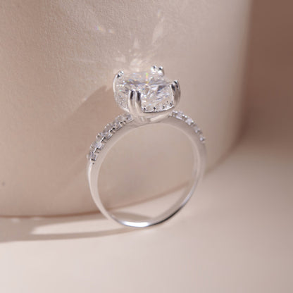 ELOREVA 9mm Moissanite Engagement Ring GRA ELVDA10 – Platinum Plated 925 Sterling Silver