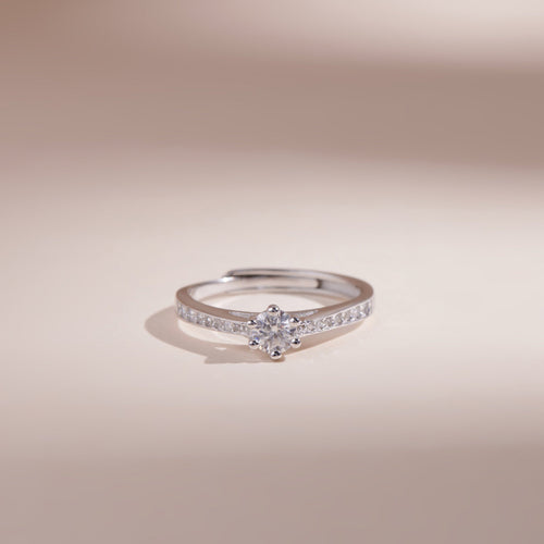 ELOREVA 4mm Moissanite Ring GRA ELVDA90 – Platinum Plated 925 Sterling Silver (Adjustable)