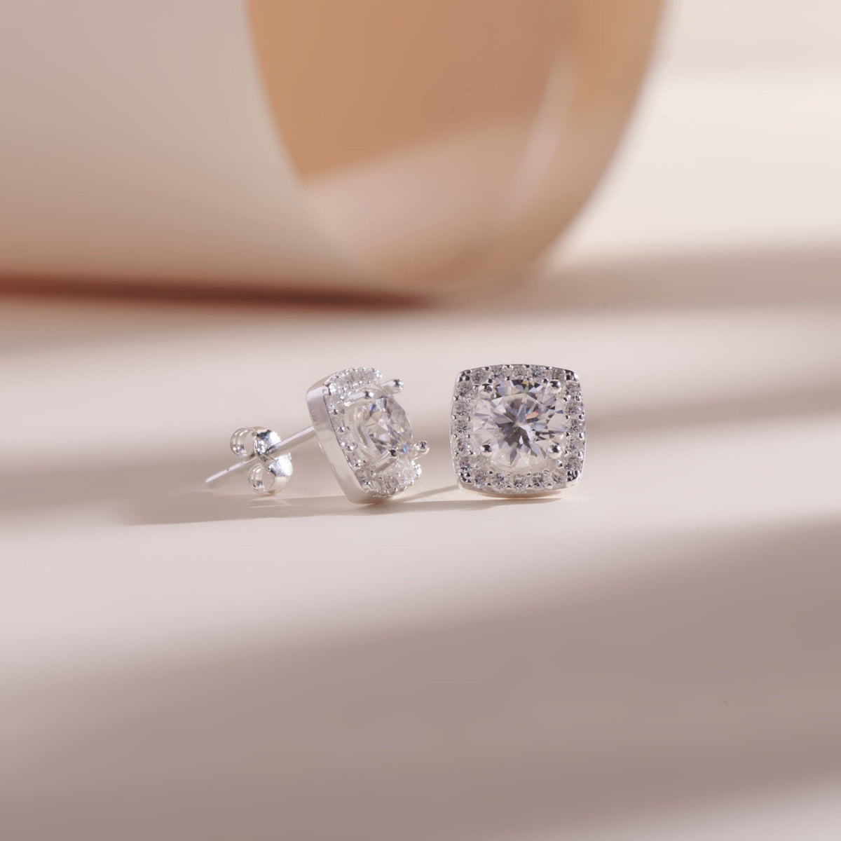 ELOREVA Square Moissanite Stud Earrings 6mm – Platinum Plated 925 Sterling Silver (GRA Certified)