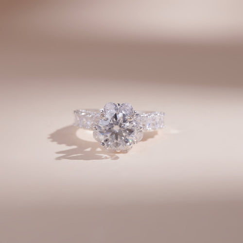 ELOREVA 7mm Moissanite Ring GRA ELVDA11 – Platinum Plated 925 Sterling Silver