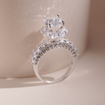 ELOREVA 8mm Moissanite Ring GRA ELVDA11 – Platinum Plated 925 Sterling Silver