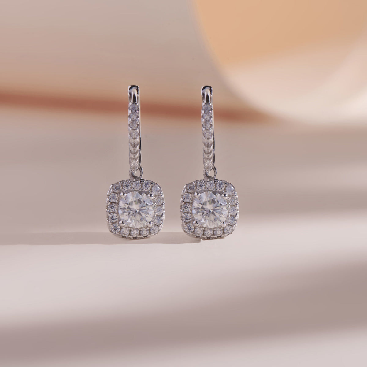 ELOREVA Square Moissanite Stud Earrings 5mm – Platinum Plated 925 Sterling Silver (GRA Certified)