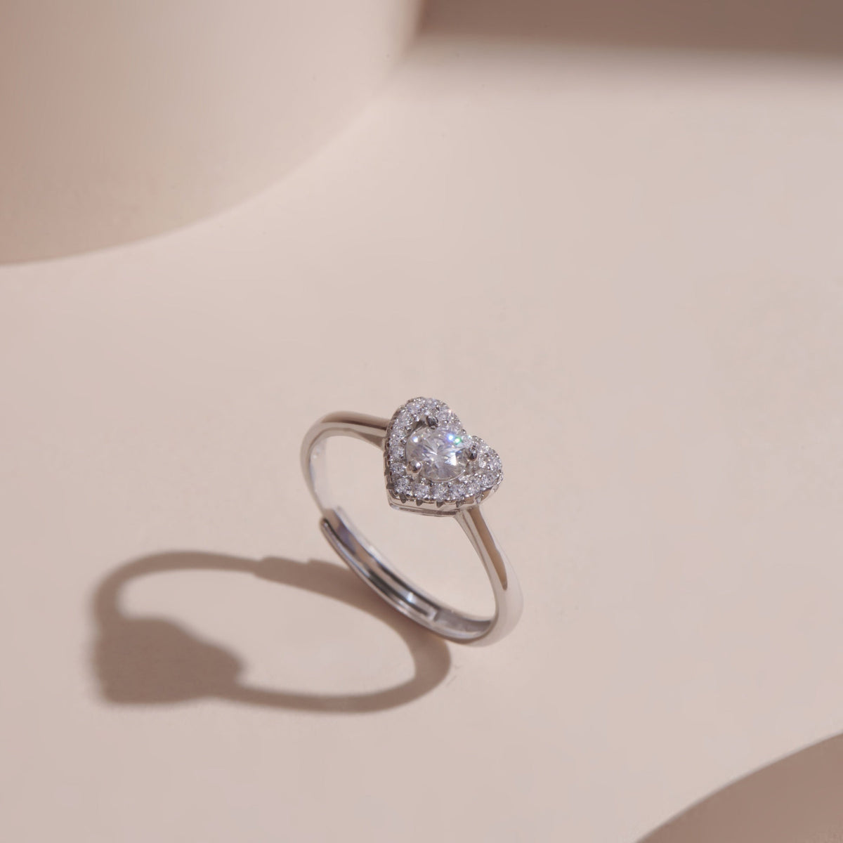 ELOREVA 4mm Moissanite Ring GRA ELVDA94 – Platinum Plated 925 Sterling Silver (Adjustable)