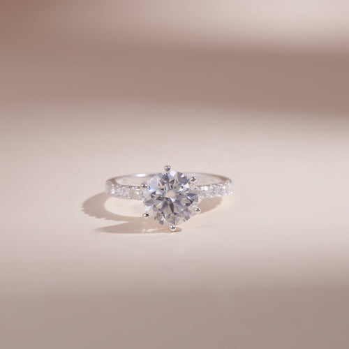 ELOREVA 7mm Moissanite Ring GRA – Platinum Plated 925 Sterling Silver