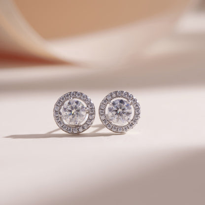 ELOREVA Moissanite Stud Earrings 5mm – Platinum Plated 925 Sterling Silver (GRA Certified)