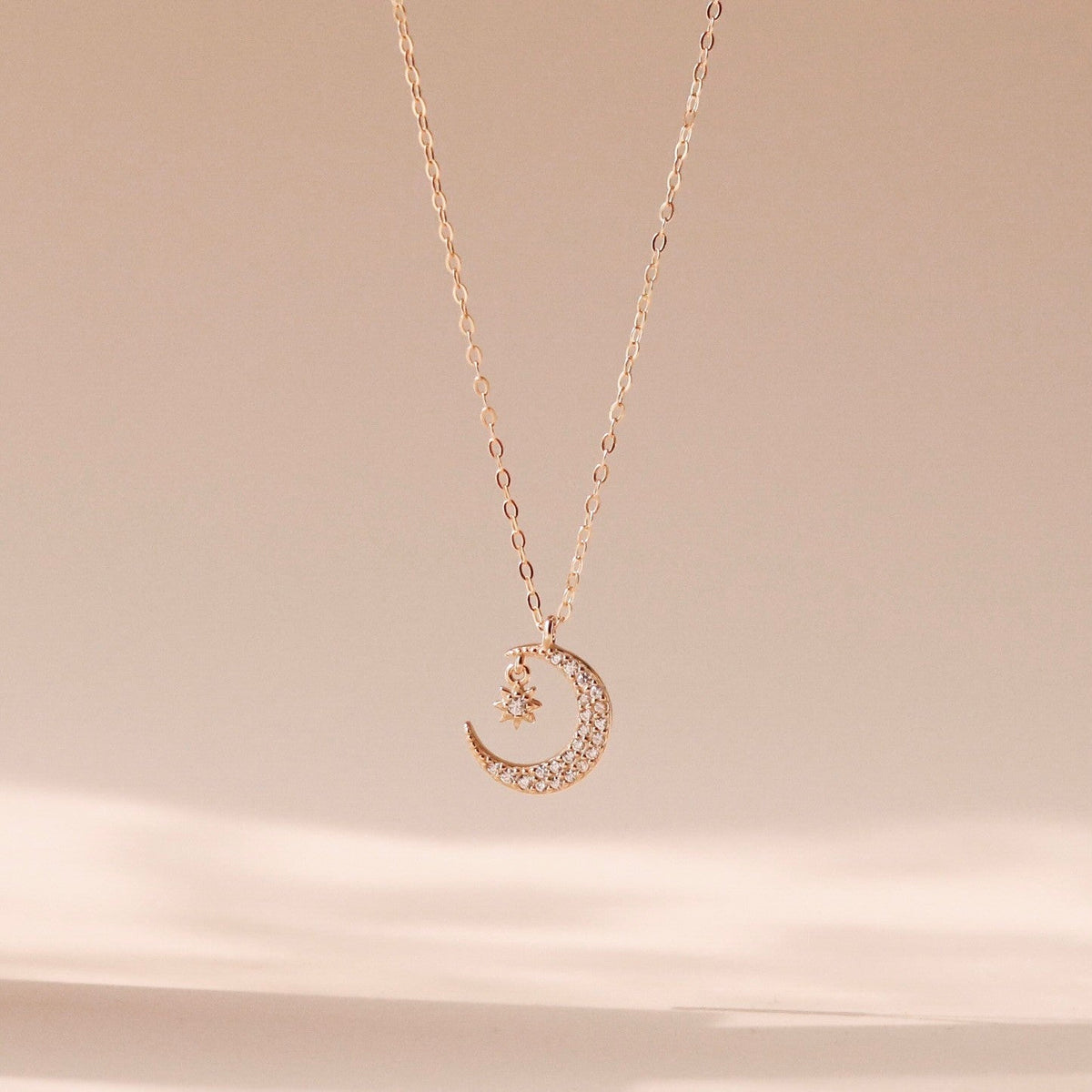 ELOREVA 18K Gold Plated Moon Necklace – 925 Sterling Silver