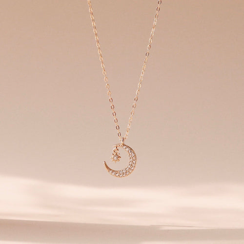 ELOREVA 18K Gold Plated Moon Necklace – 925 Sterling Silver