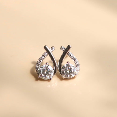 ELOREVA Morning Dew Moissanite Stud Earrings 5mm – Platinum Plated 925 Sterling Silver (GRA Certified)