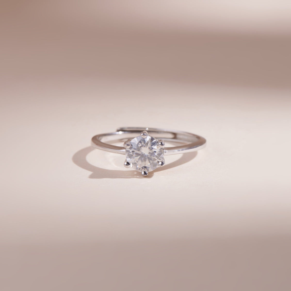 ELOREVA 6.5mm Moissanite Ring GRA ELVDA93 – Platinum Plated 925 Sterling Silver (Adjustable)