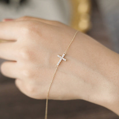 ELOREVA Elise Cross Bracelet – 18K Gold Plated 925 Sterling Silver