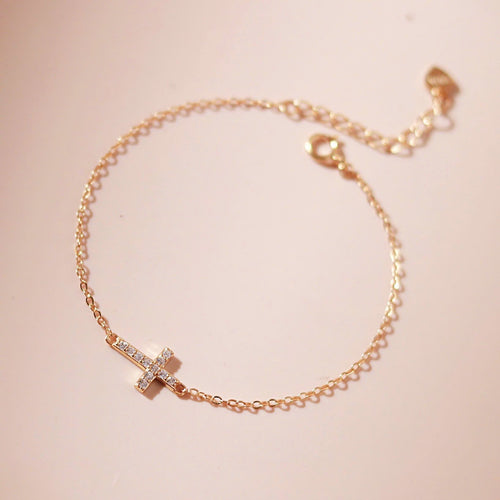 ELOREVA Elise Cross Bracelet – 18K Gold Plated 925 Sterling Silver