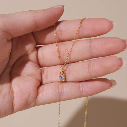 ELOREVA Mystery Lock Necklace – 18K Gold Plated 925 Sterling Silver