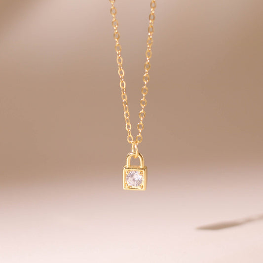 ELOREVA Mystery Lock Necklace – 18K Gold Plated 925 Sterling Silver