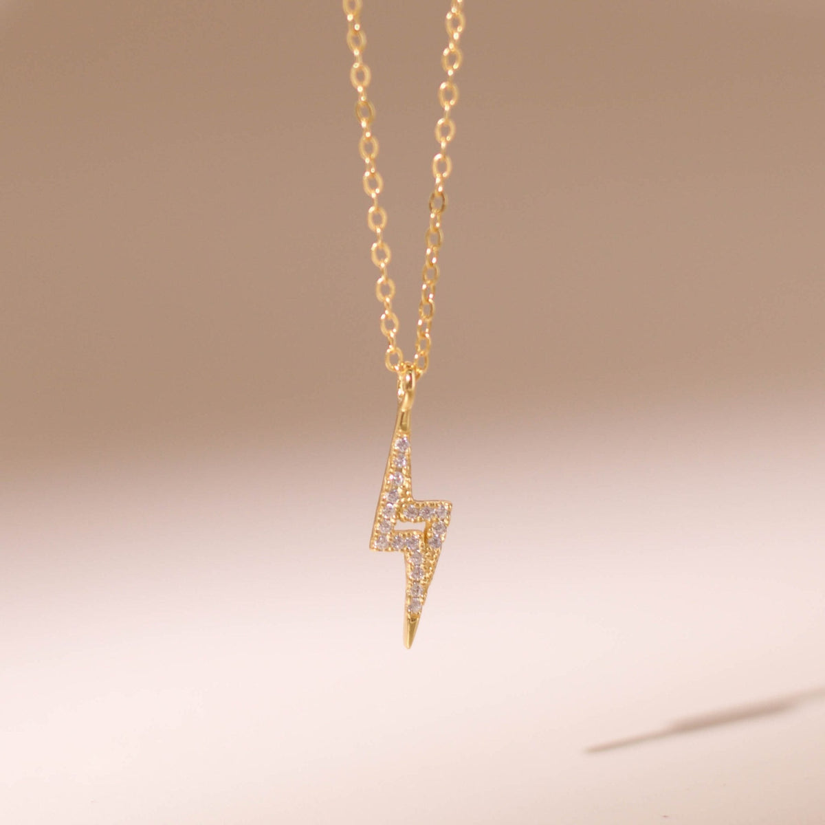 ELOREVA Lightning Necklace – 18K Gold Plated 925 Sterling Silver