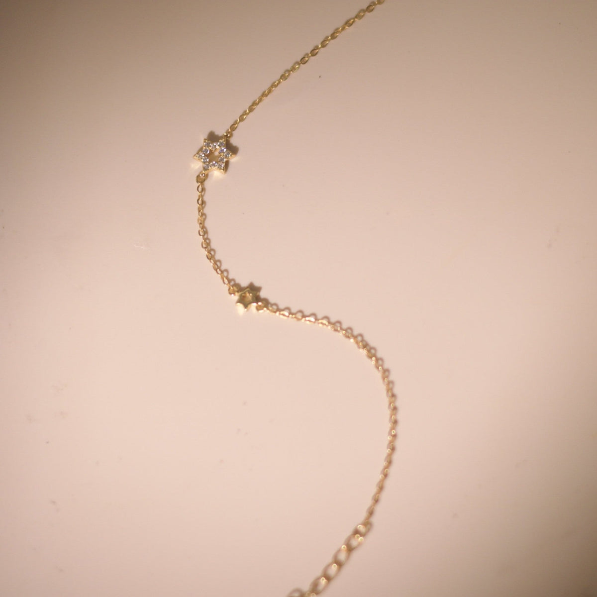 ELOREVA Roise Snowflake Bracelet – 18K Gold Plated 925 Sterling Silver