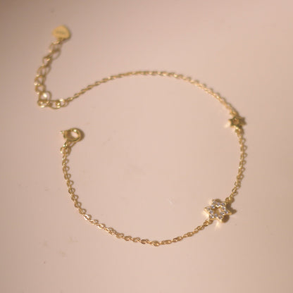 ELOREVA Roise Snowflake Bracelet – 18K Gold Plated 925 Sterling Silver