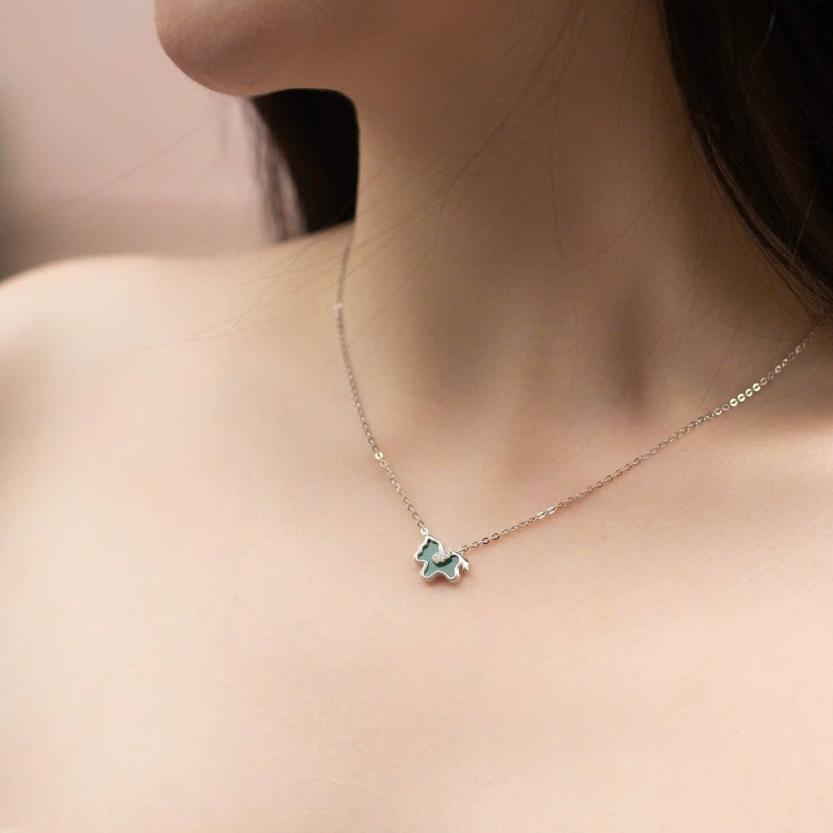 ELOREVA Unicorn Necklace – 18K Rose Gold & Platinum Plated 925 Sterling Silver