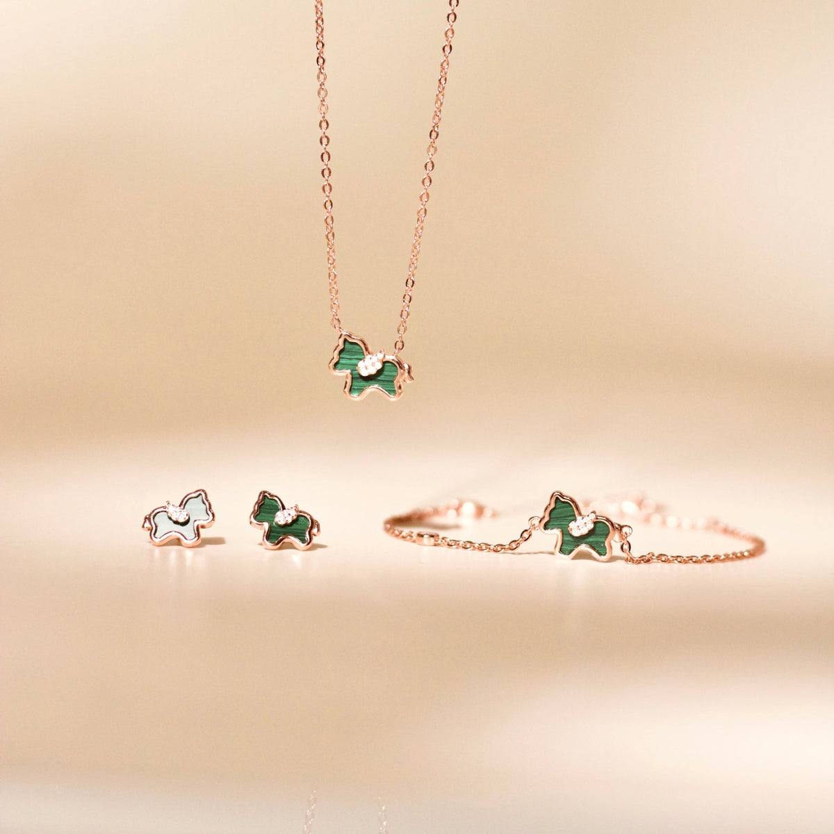 ELOREVA Unicorn Necklace – 18K Rose Gold & Platinum Plated 925 Sterling Silver