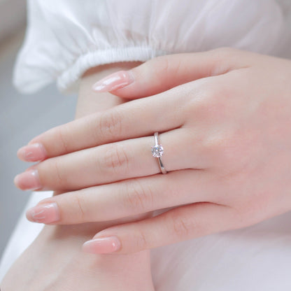 ELOREVA 5mm Moissanite Ring GRA ELVDA125 – Platinum Plated 925 Sterling Silver (Adjustable)