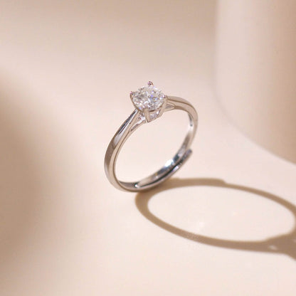 ELOREVA 5mm Moissanite Ring GRA ELVDA125 – Platinum Plated 925 Sterling Silver (Adjustable)