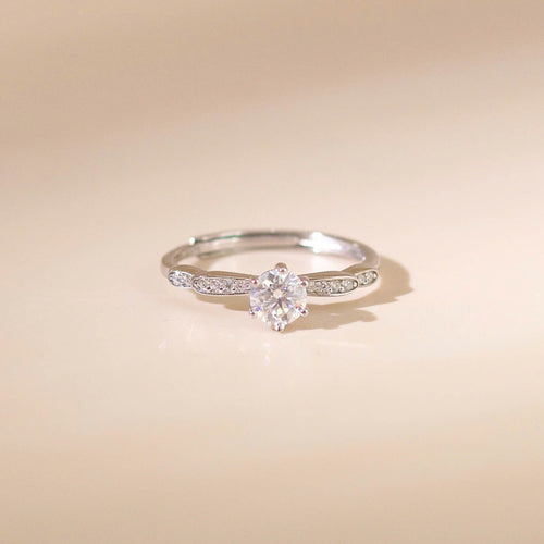 ELOREVA 5mm Moissanite Ring GRA ELVDA127 – Platinum Plated 925 Sterling Silver (Adjustable)