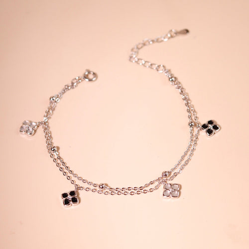 ELOREVA Rita Mini Clover Bracelet – Platinum Plated 925 Sterling Silver