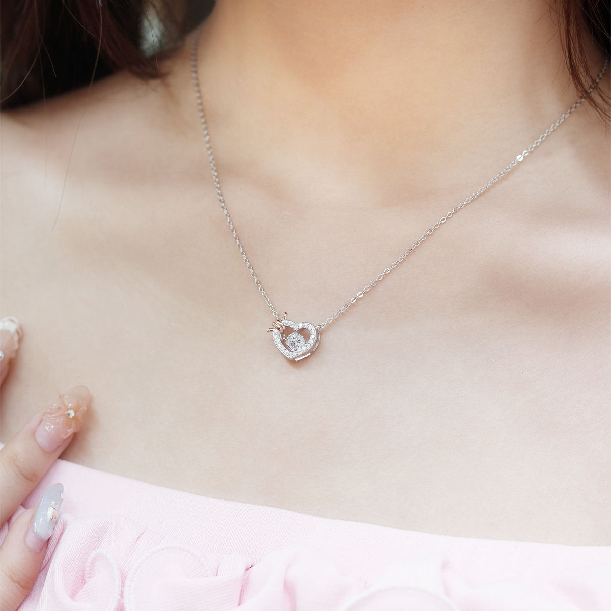 ELOREVA Rumi Dancing Heart Necklace – Platinum Plated 925 Sterling Silver