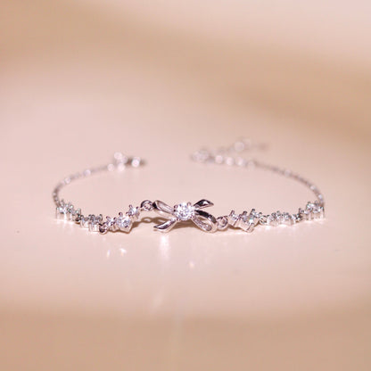 ELOREVA Ahri Bow Bracelet – Platinum Plated 925 Sterling Silver