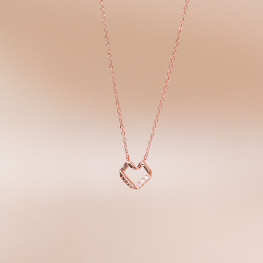 ELOREVA Miyu Heart Necklace – 18K Rose Gold Plated 925 Sterling Silver