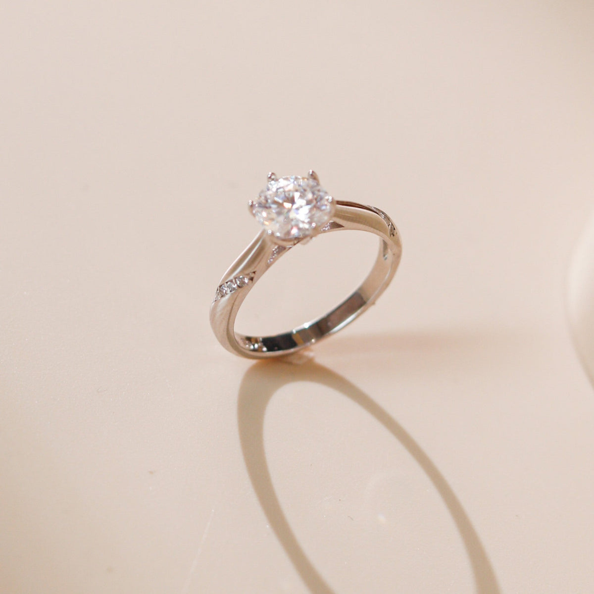 ELOREVA 6.5mm Moissanite Ring GRA – Platinum Plated 925 Sterling Silver