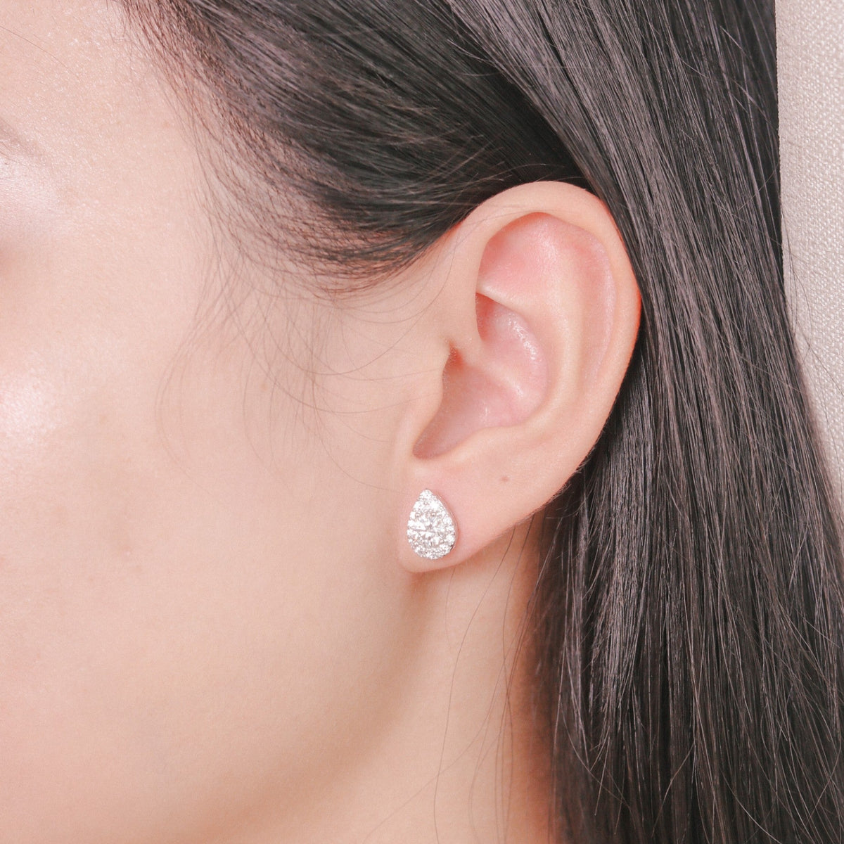 ELOREVA 5mm Moissanite Teardrop Earrings GRA – Platinum Plated 925 Sterling Silver