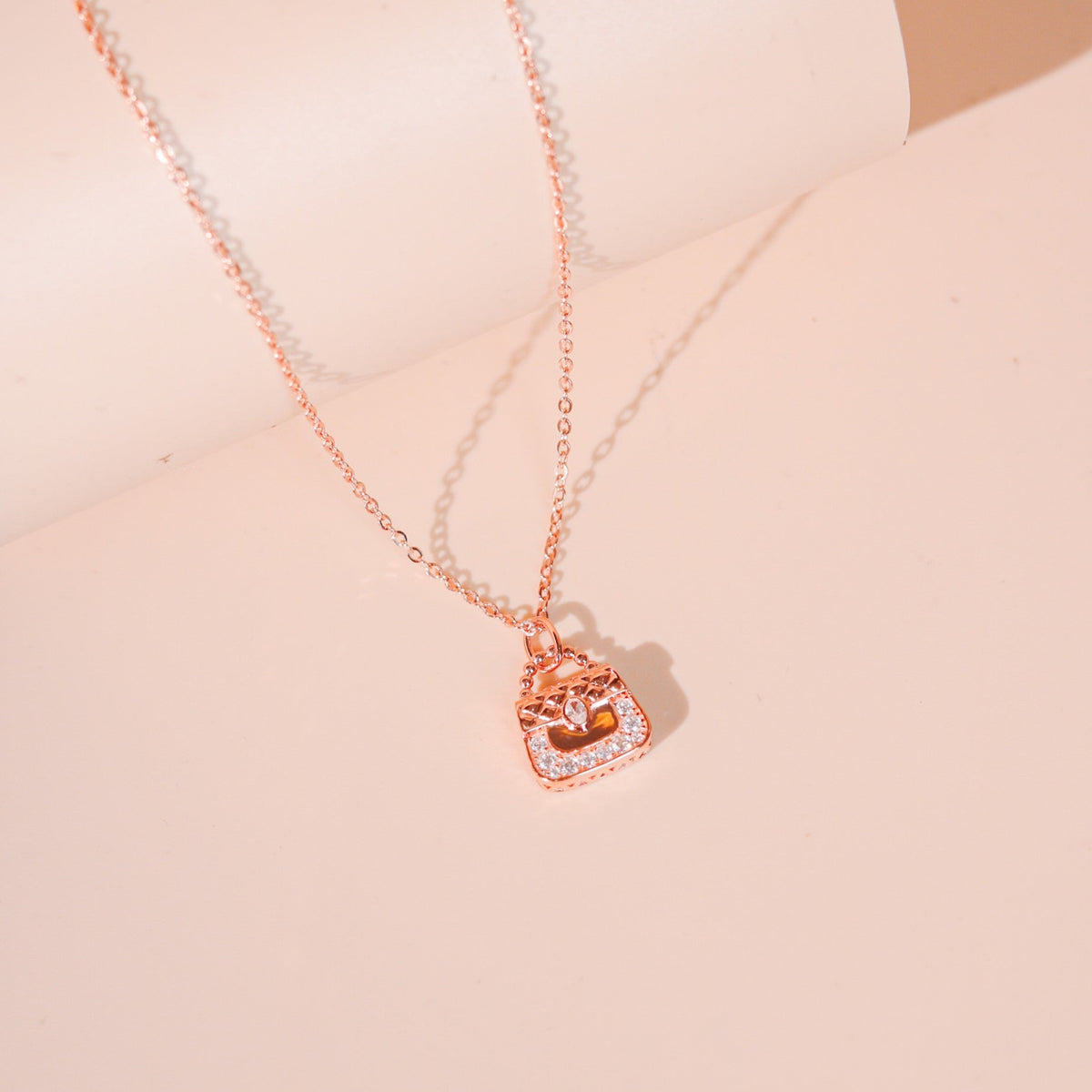 ELOREVA Chérie Bag Necklace – 18K Rose Gold Plated 925 Sterling Silver