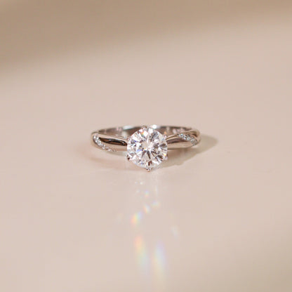 ELOREVA 6.5mm Moissanite Ring GRA – Platinum Plated 925 Sterling Silver