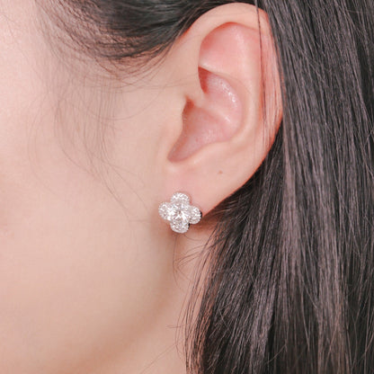 ELOREVA 6.5mm Moissanite Four Leaf Clover Earrings GRA – Platinum Plated 925 Sterling Silver