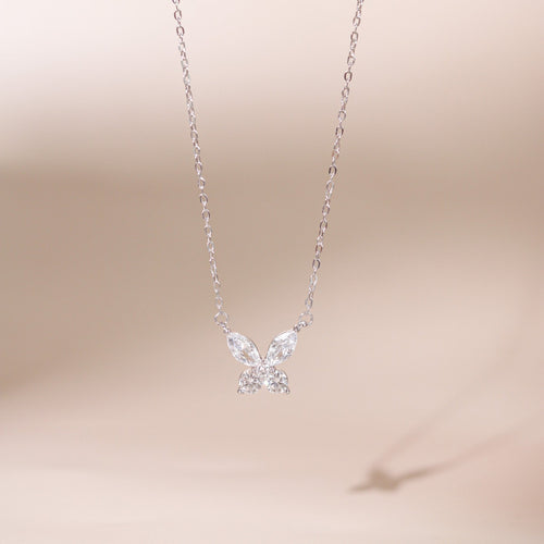 ELOREVA Lynn Butterfly Moissanite Necklace 4mm – Platinum Plated 925 Sterling Silver (GRA Certified)