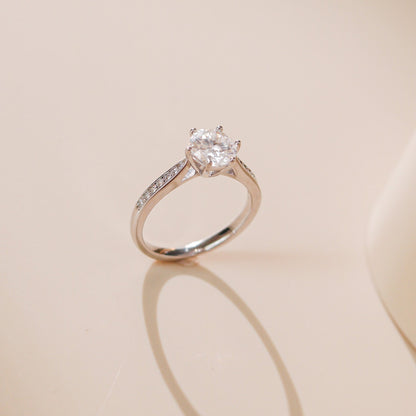 ELOREVA 6.5mm Moissanite Ring GRA – Platinum Plated 925 Sterling Silver