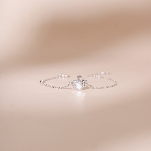 ELOREVA Alina Swan Bracelet – Platinum Plated 925 Sterling Silver