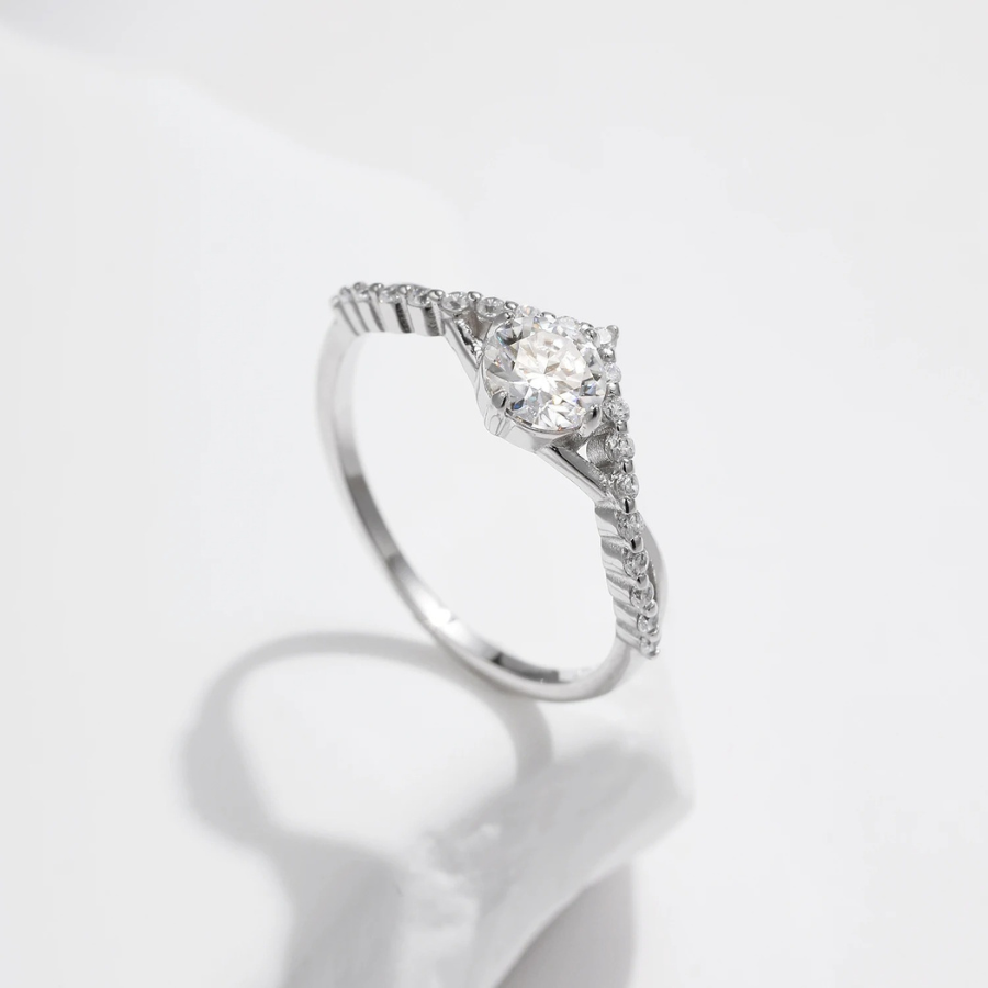 Elegant Crown Moissanite Engagement Ring – D Color 925 Sterling Silver