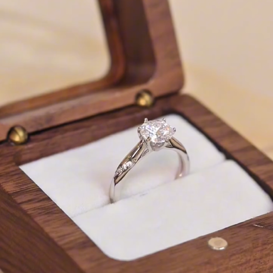 ELOREVA 6.5mm Moissanite Ring GRA – Platinum Plated 925 Sterling Silver