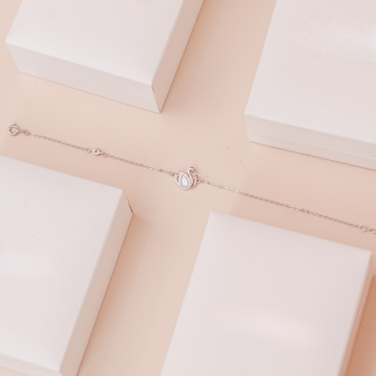 ELOREVA Alina Swan Bracelet – Platinum Plated 925 Sterling Silver
