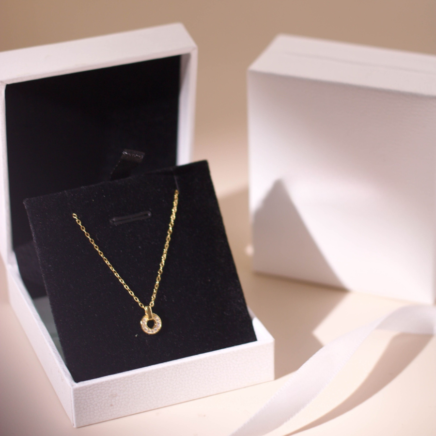 ELOREVA Maris Open Circle Necklace – 18K Gold Plated 925 Sterling Silver